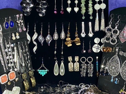 Pre-loved Earring Store