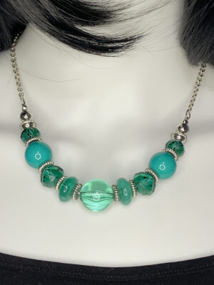 Pre-loved turquoise acrylic beaded necklace and matching bracelet