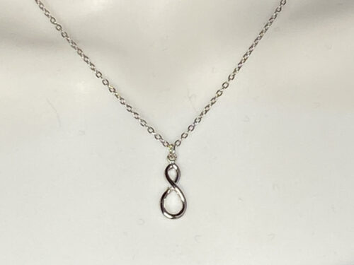 Pre-loved Infinity symbol pendant necklace