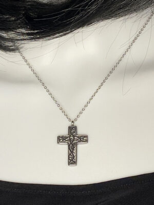 Newly Designed SS cross & chain